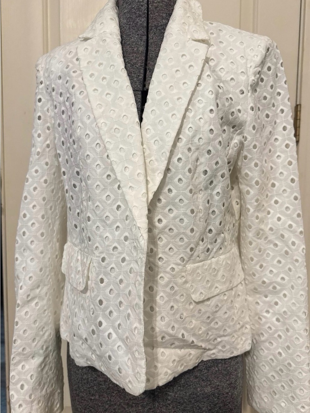 Nine West White Eyelet Blazer Jacket
